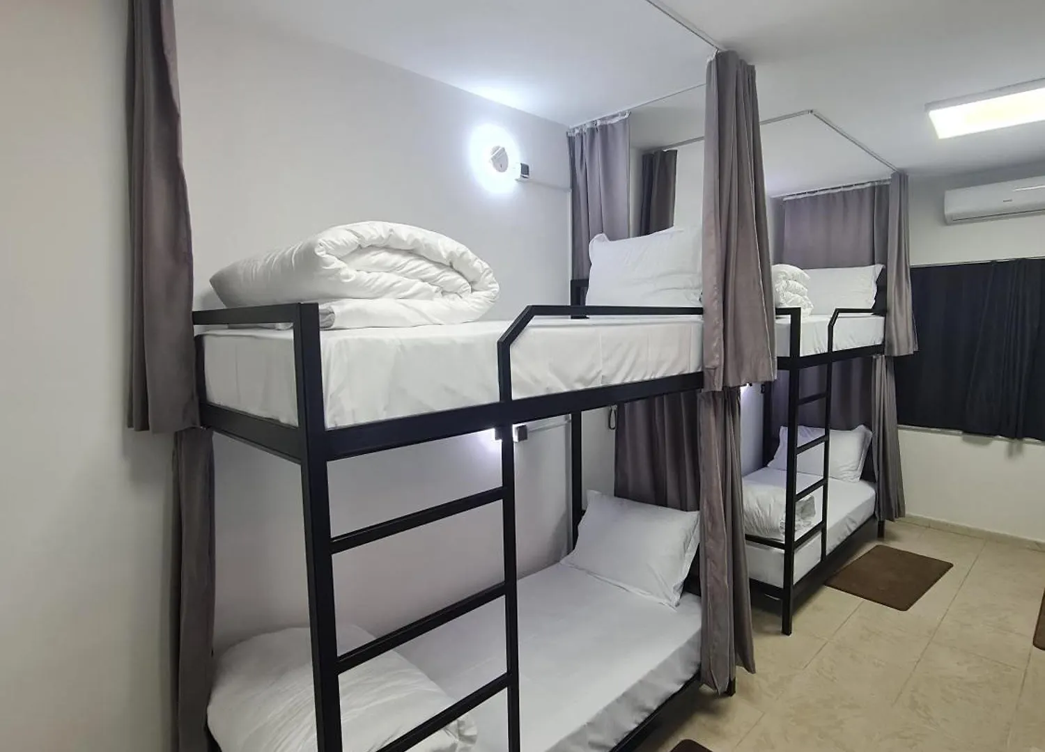 New Bazaar Hostel Tirana 0*,