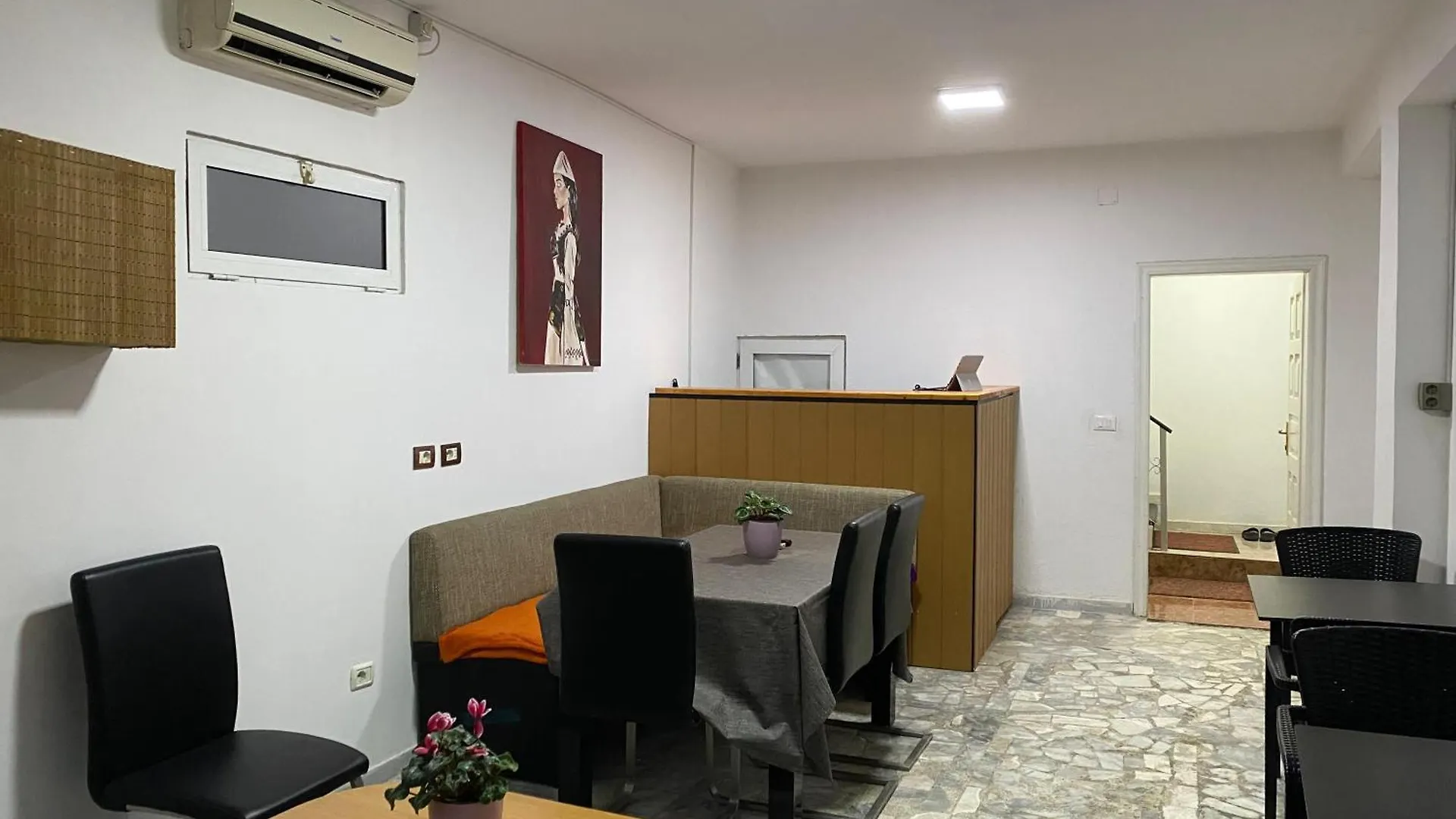New Bazaar Hostel Tirana