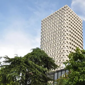 Maritim Plaza טיראנה